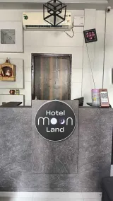 MOON LAND HOTEL - Réception