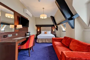 The Victoria Hotel, Bradford by Sunday - Rum