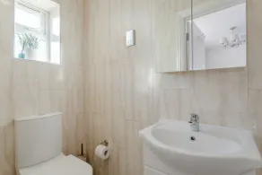 Family room with private bathroom - Badeværelse
