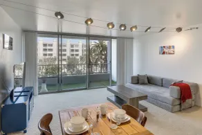 Walk to Beach & Boardwalk! Condo in Santa Monica - Innenbereich
