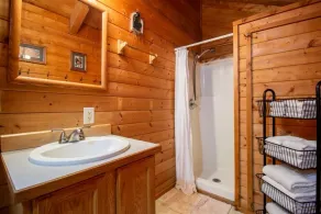 Box Canyon Cabins - Bad