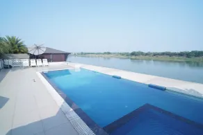 Riviera Resort and Hotel - Pool