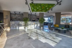 Tourist Hotel - Recepción