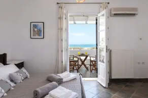 Sea Lilies Suites - Room