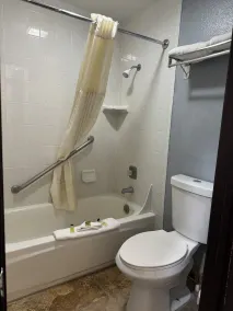 Nampa Inn & Suites - Badeværelse