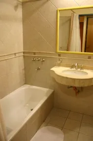 Hotel Cordon Del Plata - Bathroom