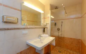Stoll's Hotel Alpina - Badezimmer