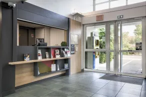 B&B HOTEL Beauvais - Réception