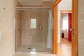Hotel Berne - Bathroom