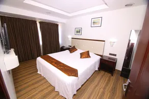 KGA Elite Continental Hotel - Camera