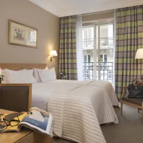 Hôtel Le Littré - Værelse