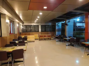 Gandharva Inn - Restaurante