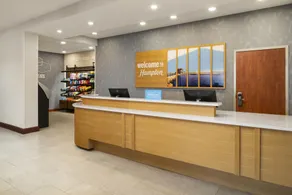 Hampton Inn & Suites Mystic - Reception