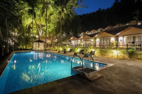 Stone Wood Premier Gokarna - Pool