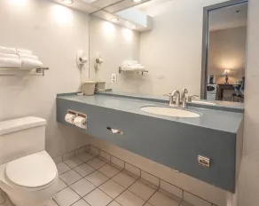 Coast Lonsdale Quay Hotel - Salle de bain