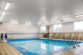 Comfort Inn - Piscine