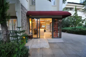Greenpark Apartments - Reception