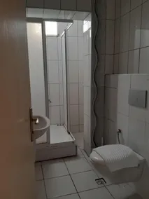 Mustafa Hotel Restaurant - Bathroom