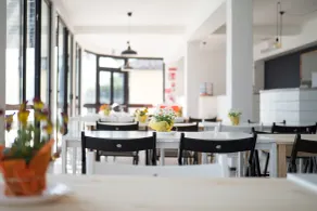 Lake Como Beach Hostel - Restaurant