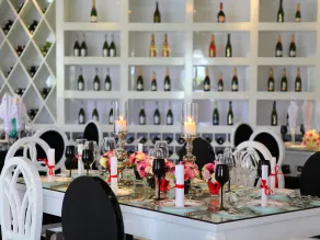 Chloe Gallery - Restaurant