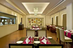 Park Plaza Chandigarh Zirakpur - Restaurant
