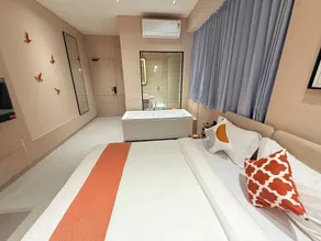 Hotel Fun Regency - Værelse