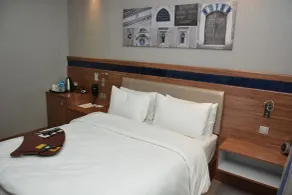 Hampton by Hilton Bursa - Room