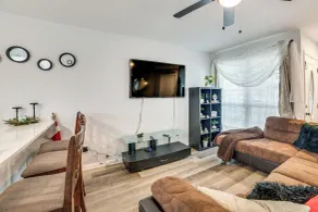4 Mi to Joe Pool Lake! Cedar Hill Family Haven - Intérieur