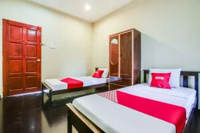 OYO 89660 Raudhah Inn Hotel - Room
