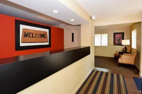 Studio 6 Suites Jackson Ridgeland MS - Lobby