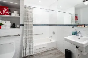 Little Charlie Hotel - Salle de bain