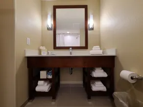 Comfort Inn & Suites Harrisonburg - Salle de bain