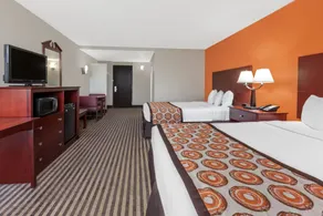 Howard Johnson by Wyndham Arlington Ballpark / Six Flags - Chambre