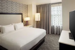 DoubleTree Suites by Hilton Hotel Detroit Downtown - Fort Shelby - Chambre