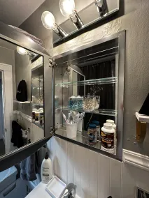 Tacoma Homestay - Bathroom