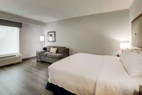 Hampton Inn & Suites Rome - Chambre