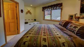 River Stone Resorts & Bear Paw Suites - Rom