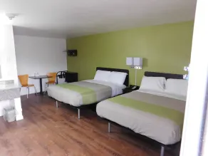 Motel 6-Burlington, WA - Room