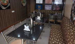 Hotel Trishul By T And M Hotels - Restaurant