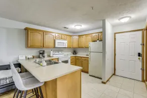 3 Mi to Wvu: Condo w/ Deck in Morgantown - Innvendig