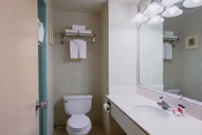 Travelodge by Wyndham Monterey Bay - Salle de bain