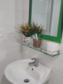 Hoang Bao Hotel - Bathroom