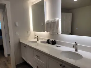 West Beach Suites - Salle de bain