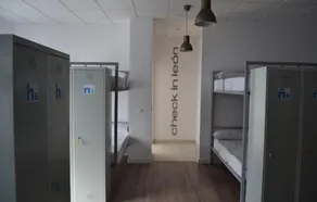 Check In León - Room