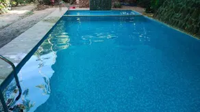 THE LAST RESORT - Pool