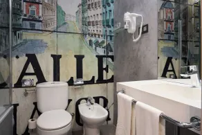 Hotel Puerta de Toledo - Bathroom
