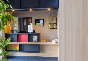 B&B HOTEL Rennes Est Cesson Sévigné 3 étoiles - Lobby