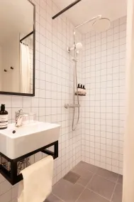 lyf Tenjin Fukuoka - Bathroom