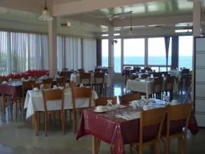 Hôtel Motel du Rocher - Restaurant