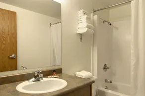 Super 8 by Wyndham Kenora - Salle de bain